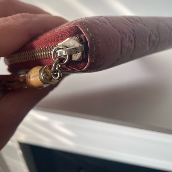 ❤️ Gucci Guccissima Bambi Tassel Aged Leather Zip Around Wallet - Picture 4 of 12